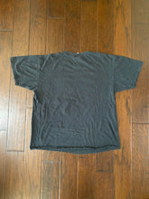 Load image into Gallery viewer, New Orleans Saints Drew Brees 2000’s Vintage Distressed T-Shirt
