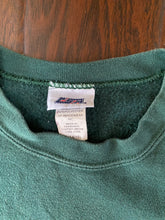 Load image into Gallery viewer, Green Bay Packers 1990’s Vintage Distressed Sweatshirt

