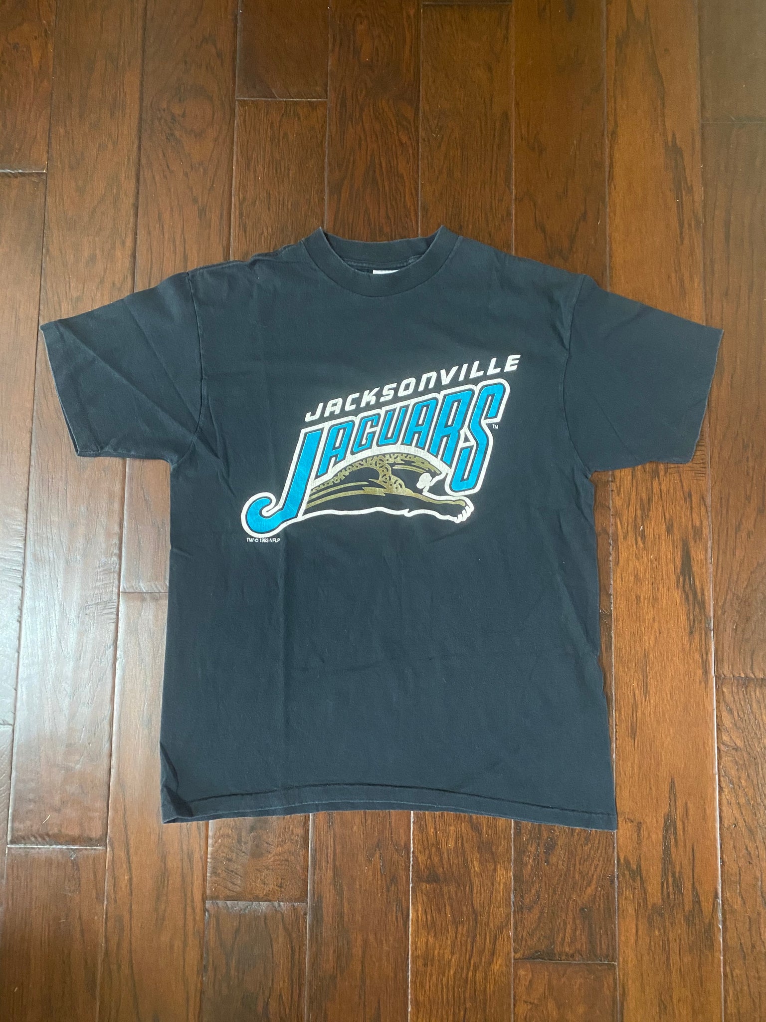 Jacksonville Jaguars 1993 Vintage Distressed T-shirt – The Vintage Cowboy TX