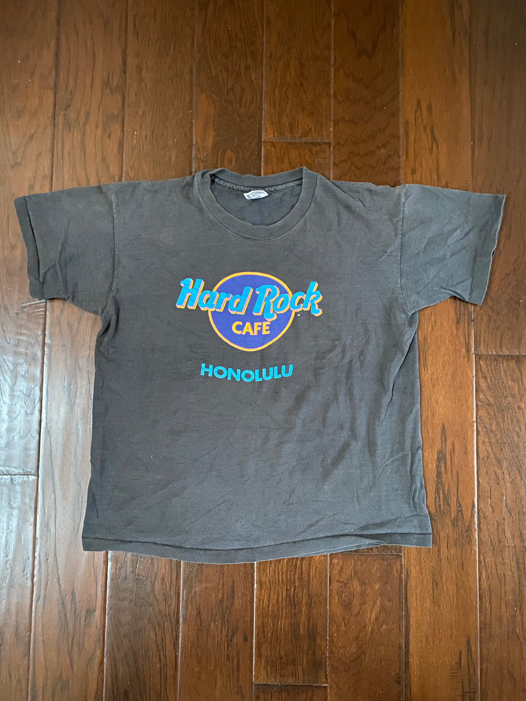 Hard Rock Cafe Honolulu 1990’s Vintage Distressed T-shirt