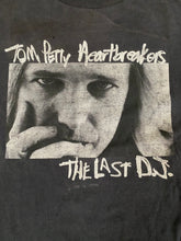 Load image into Gallery viewer, Tom Petty &amp; The Heartbreakers 2002 “The Last D.J.” Vintage Distressed T-shirt
