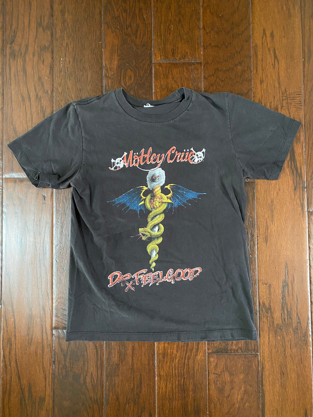 Motley Crue 2000’s “Dr. Feelgood” Vintage Distressed T-shirt