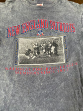 Load image into Gallery viewer, New England Patriots 1990’s Vintage Distressed T-shirt
