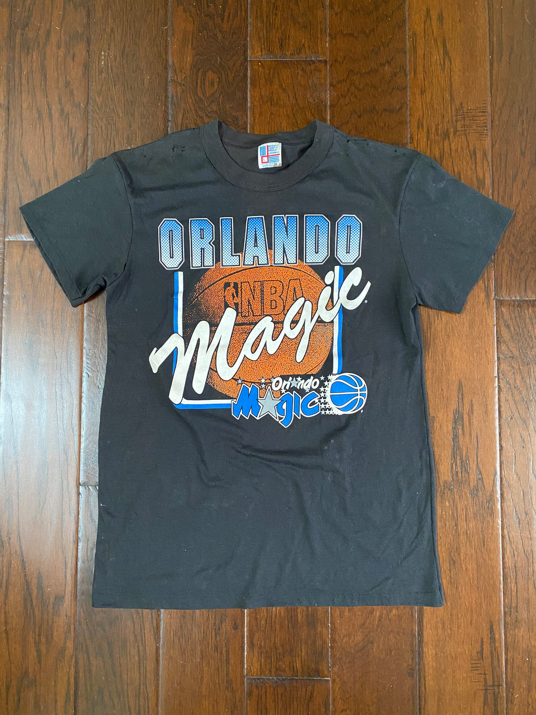 Orlando Magic 1990’s Vintage Distressed T-shirt