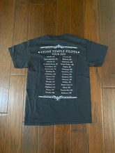 Load image into Gallery viewer, Stone Temple Pilots 2009 Vintage Distressed Tour T-shirt
